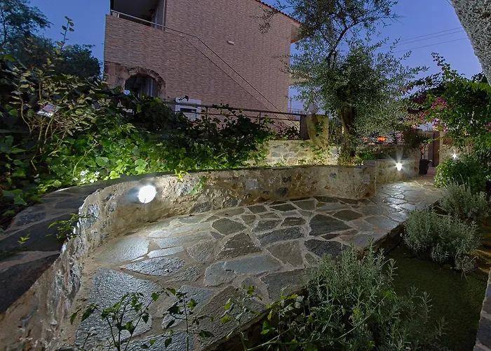 Irida Apart-hotel 4*