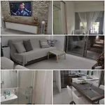 Hotel apartamentowy Irida Stoúpa