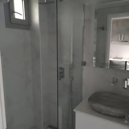 Irida Aparthotel