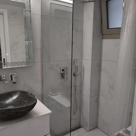 Aparthotel Irida Stoúpa