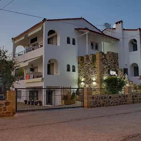 Irida Ξενοδοχείο με διαμερίσματα 4*