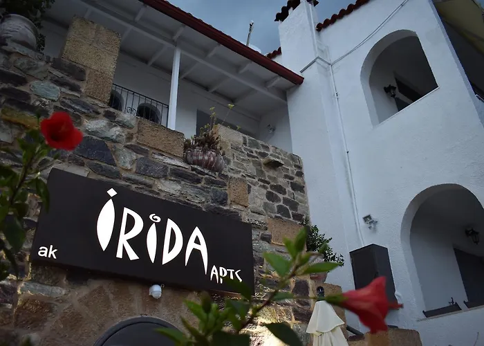 Aparthotel Irida Stoúpa